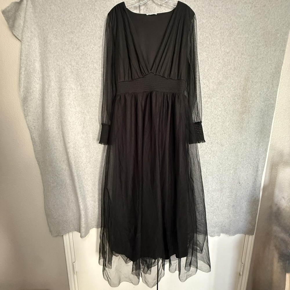Baltic Born Dress Womens 1XL Black Tulle Maxi Long Sleeve Smocked Waist Formal